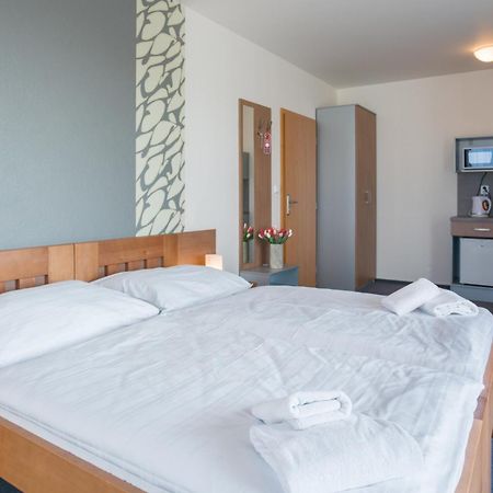 Garni Hotel Třeboň Oda fotoğraf