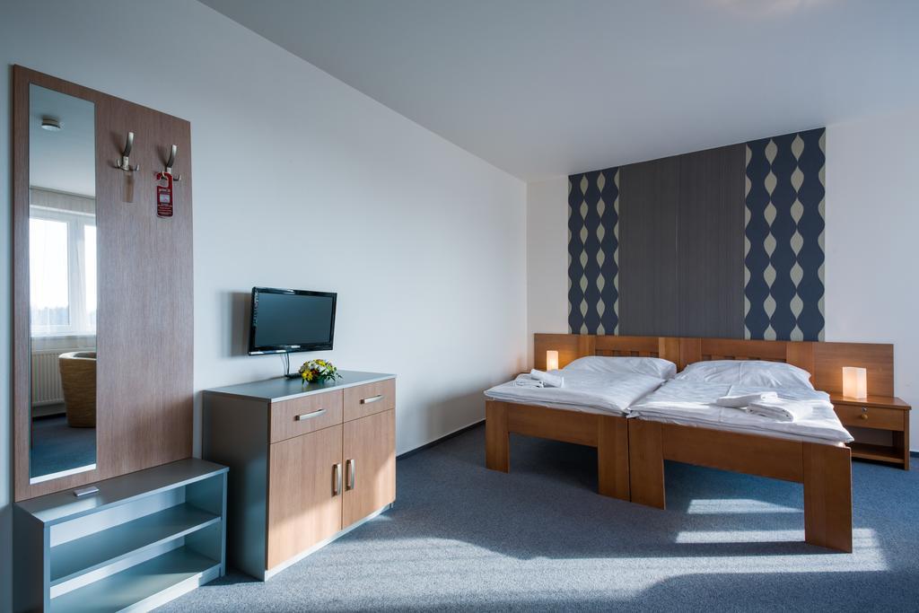 Garni Hotel Třeboň Oda fotoğraf